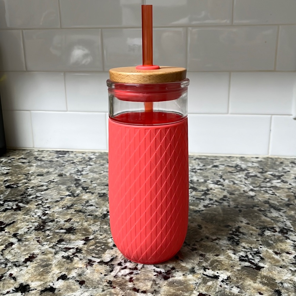 ello glass cup with straw